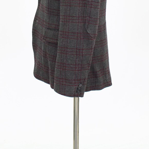 Banana Republic Gray and Red Plaid Blazer - Picture 6 of 11
